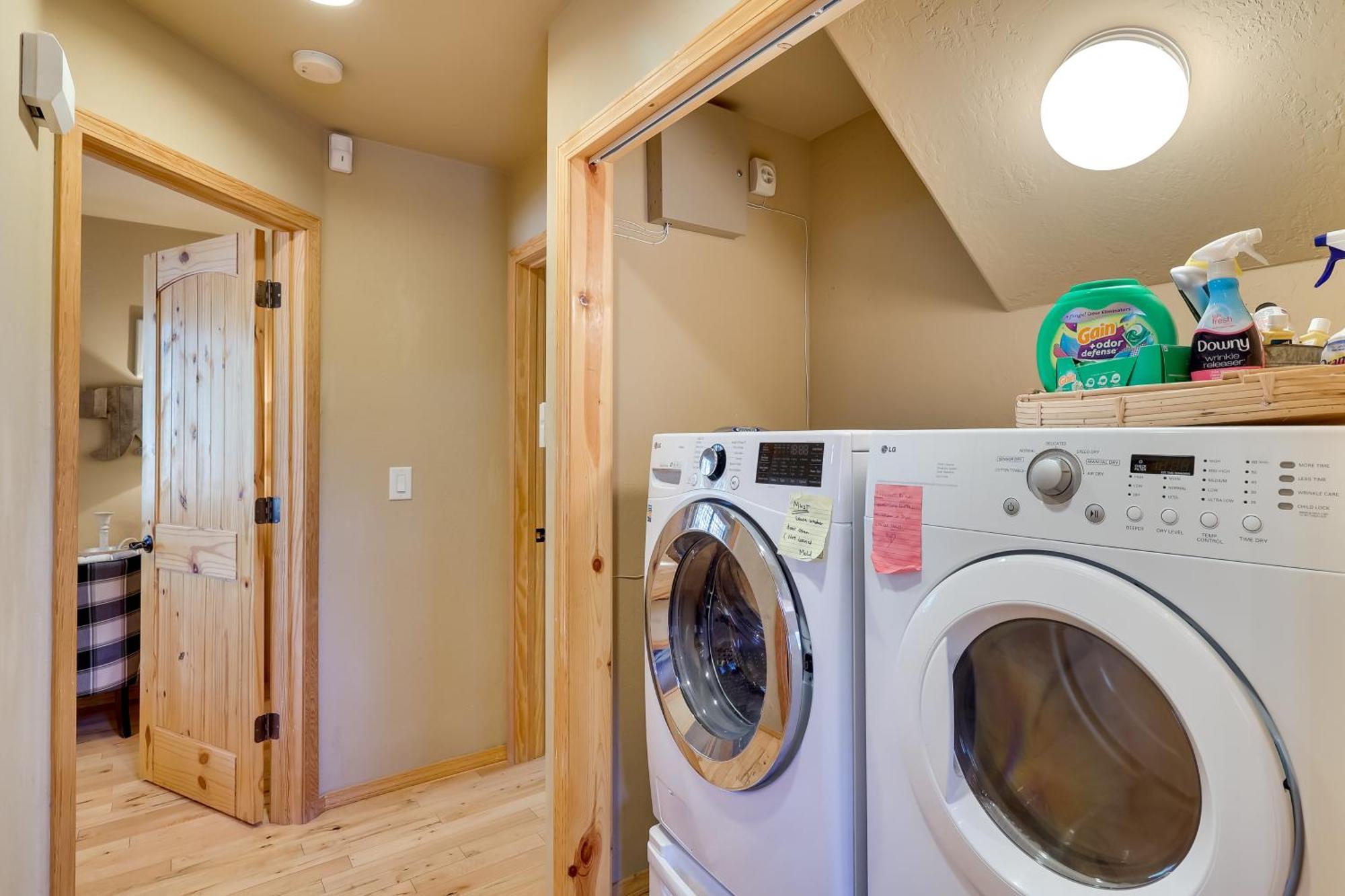 Dog-Friendly Nutrioso Cabin With Wraparound Porch! エクステリア 写真